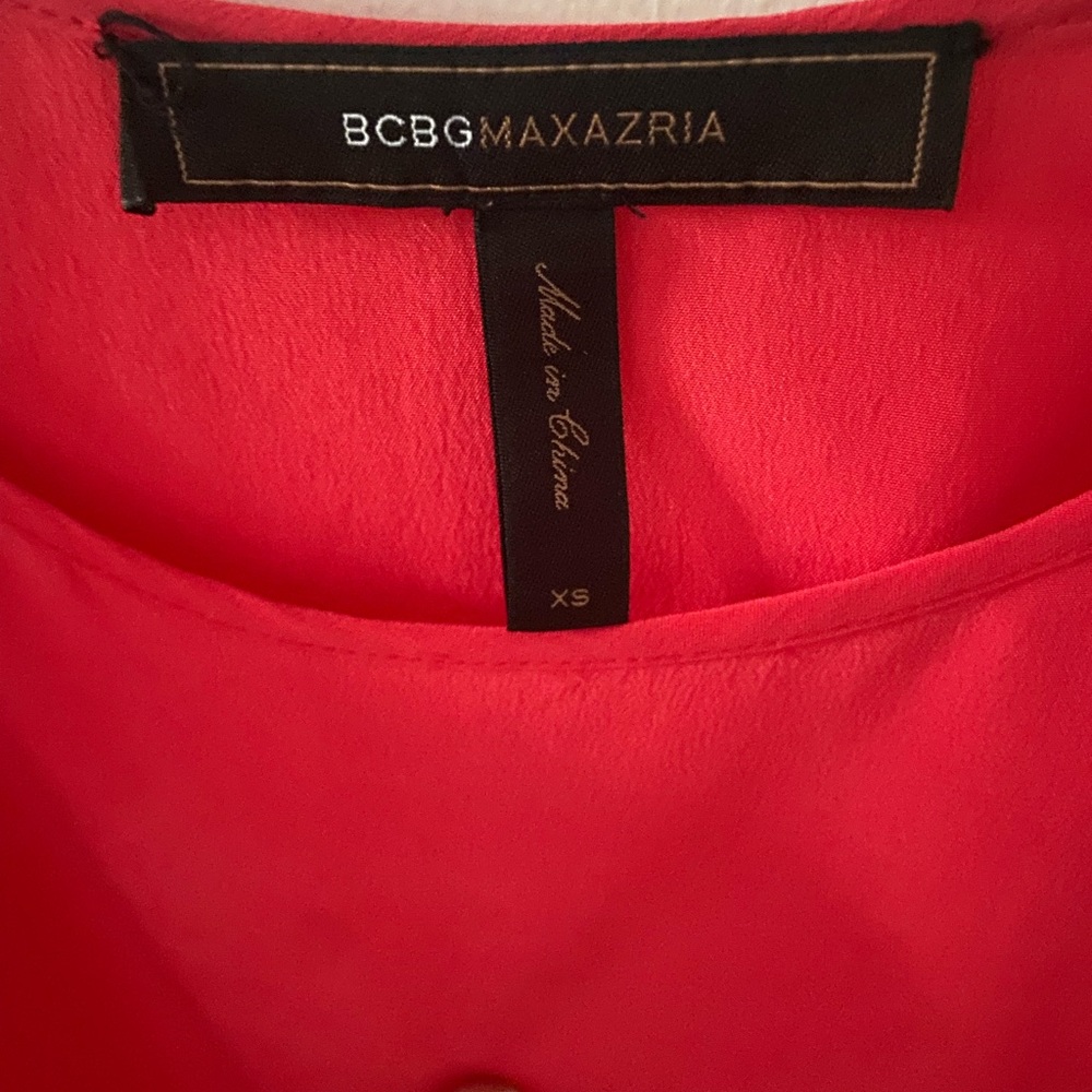 BCBG Flowing Back Top - Picture 2 of 2